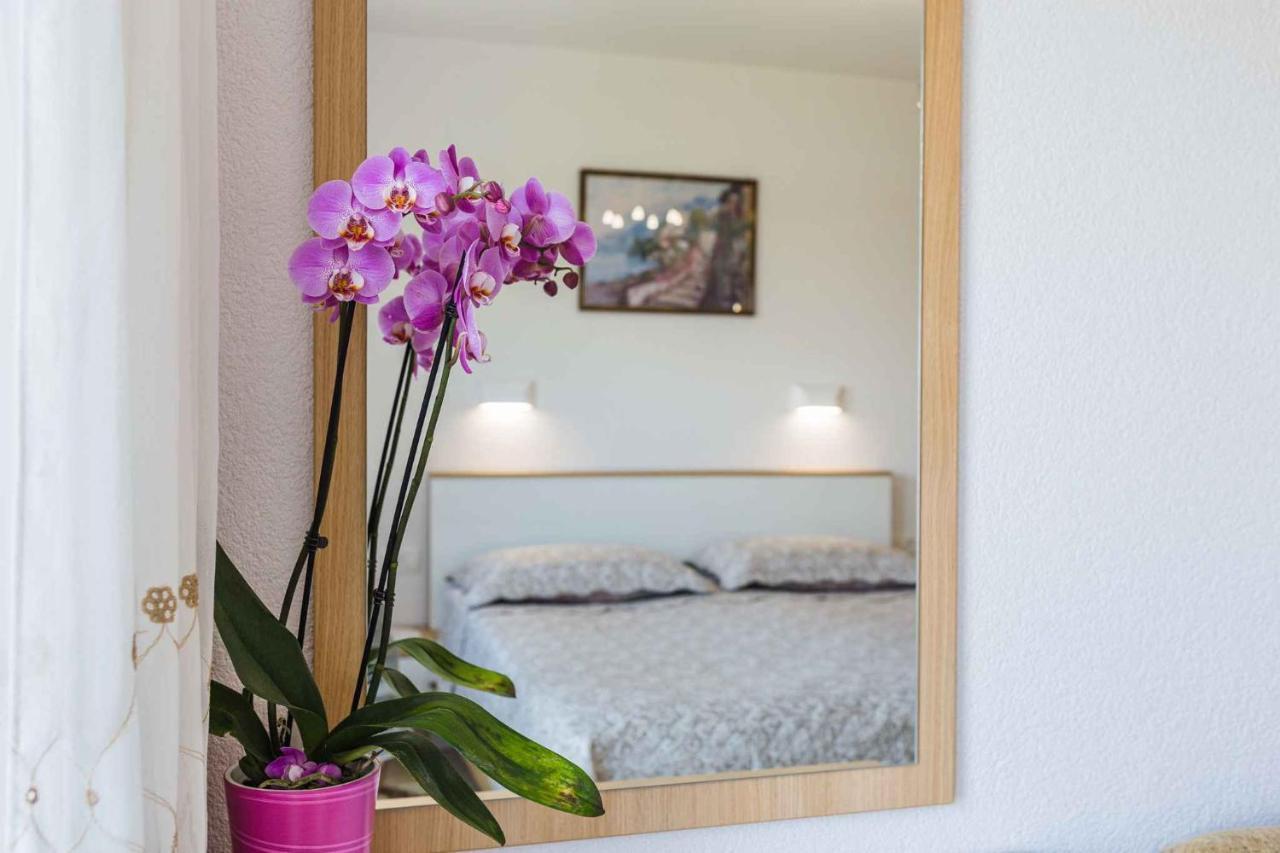 Apartment In Novi Vinodolski 15274 โปวิเล ภายนอก รูปภาพ
