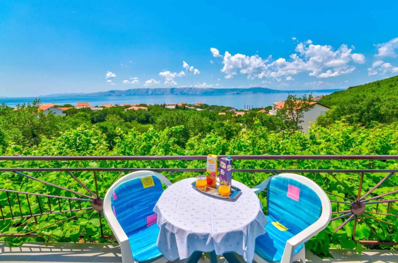 Apartment In Novi Vinodolski 15274 โปวิเล ภายนอก รูปภาพ