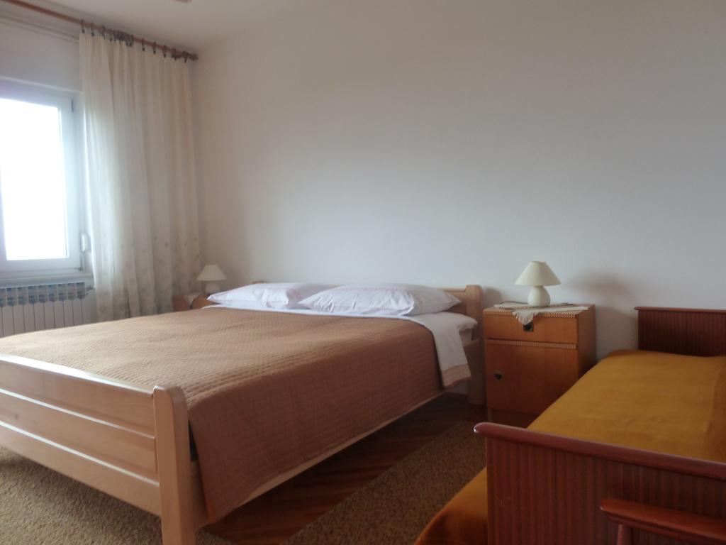 Apartment In Novi Vinodolski 15274 โปวิเล ภายนอก รูปภาพ