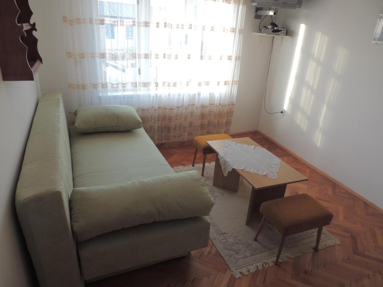 Apartment In Novi Vinodolski 15274 โปวิเล ภายนอก รูปภาพ