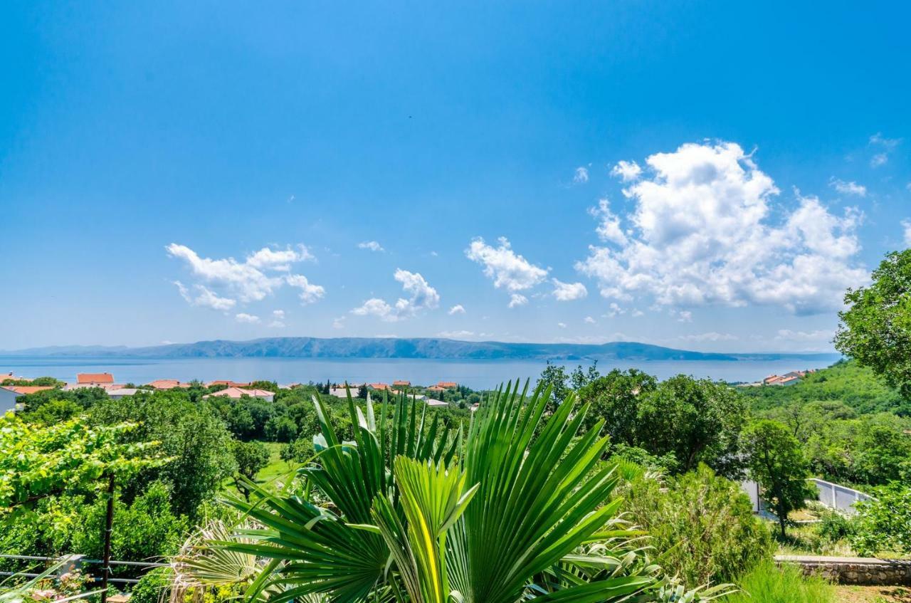 Apartment In Novi Vinodolski 15274 โปวิเล ภายนอก รูปภาพ